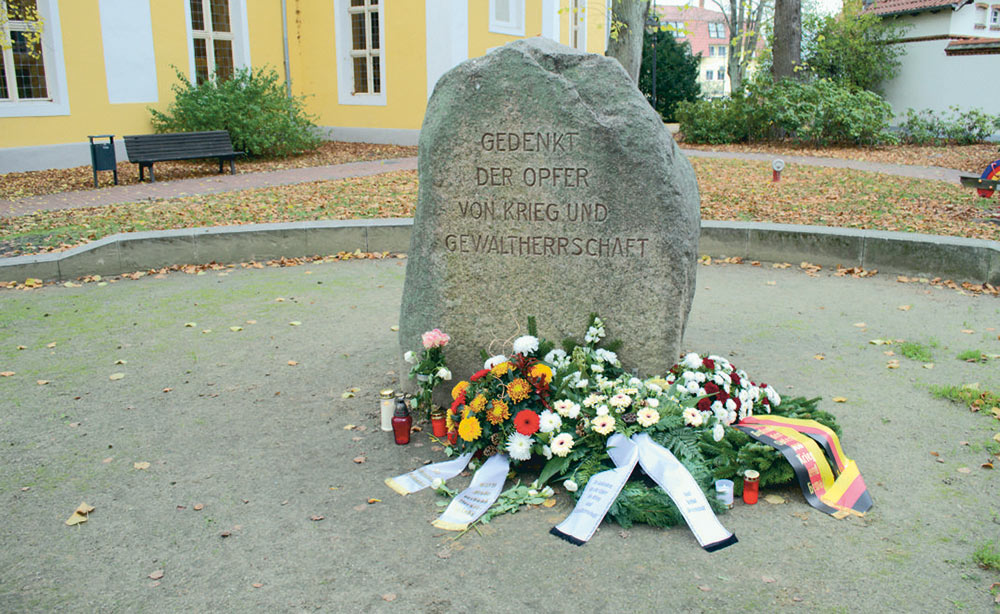 Gedenken am Volkstrauertag in Ueckermünde