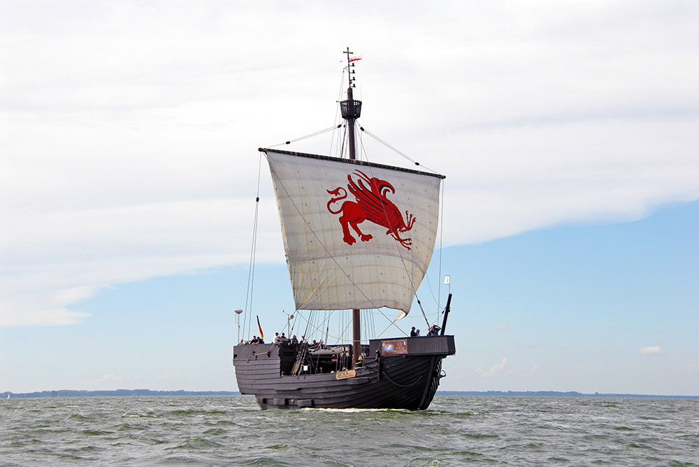 Pommernkogge nimmt Kurs zur Insel Rügen