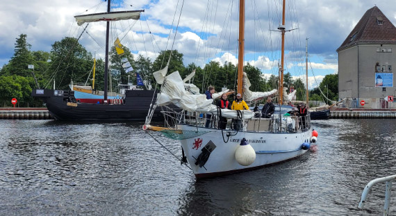 Ueckermünder Jugend segelt auf der „Greif von Ueckermünde“