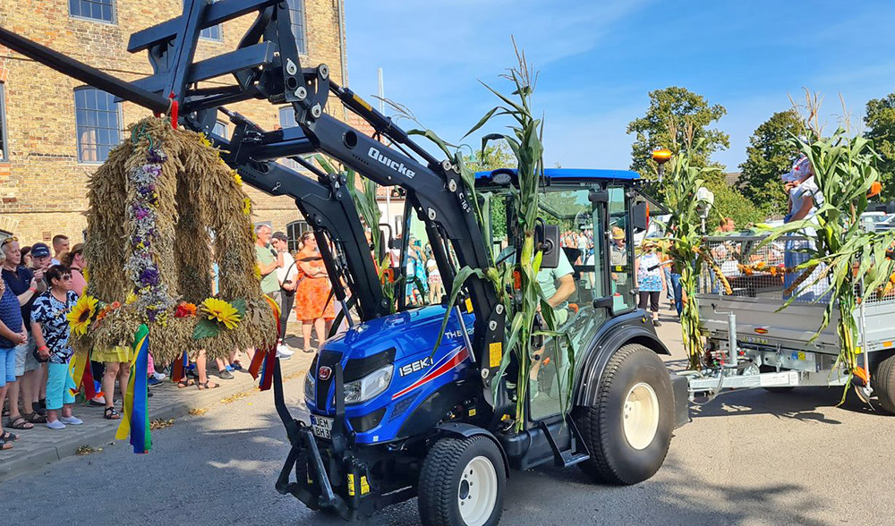 Erntefest und Oldtimertreffen in Lübs