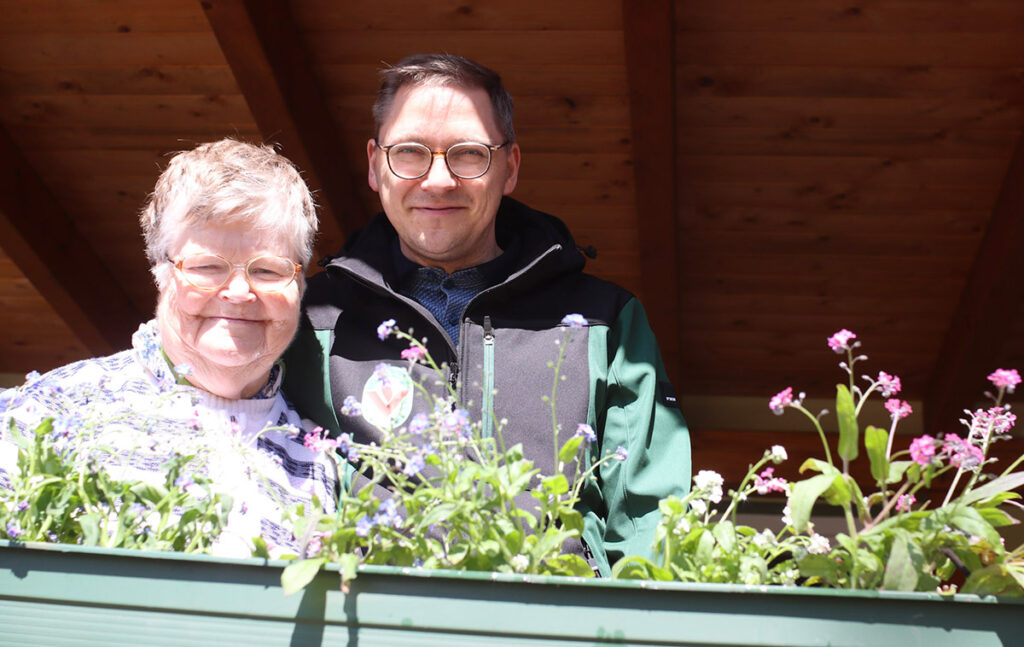 Zeichen gegen das Vergessen: Pflanzaktion in Torgelow