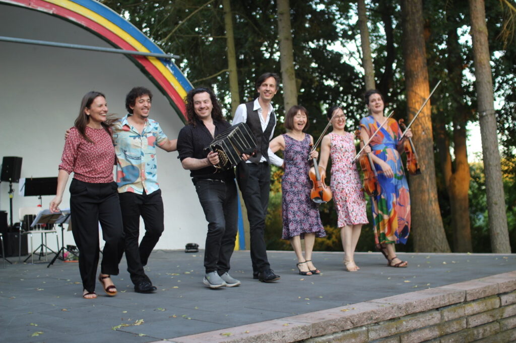 Tango-Nacht begeistert das Publikum im Lindenbad
